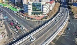 天津解放南路爆料新闻,事故现场紧急救援中