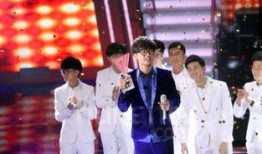 华晨宇四面台爆料视频,华晨宇四面台演唱会精彩瞬间大揭秘